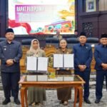 Wali Kota Mojokerto Sampaikan Nota Keuangan APBD 2027 dan Pendapat Akhir atas 13 Raperda